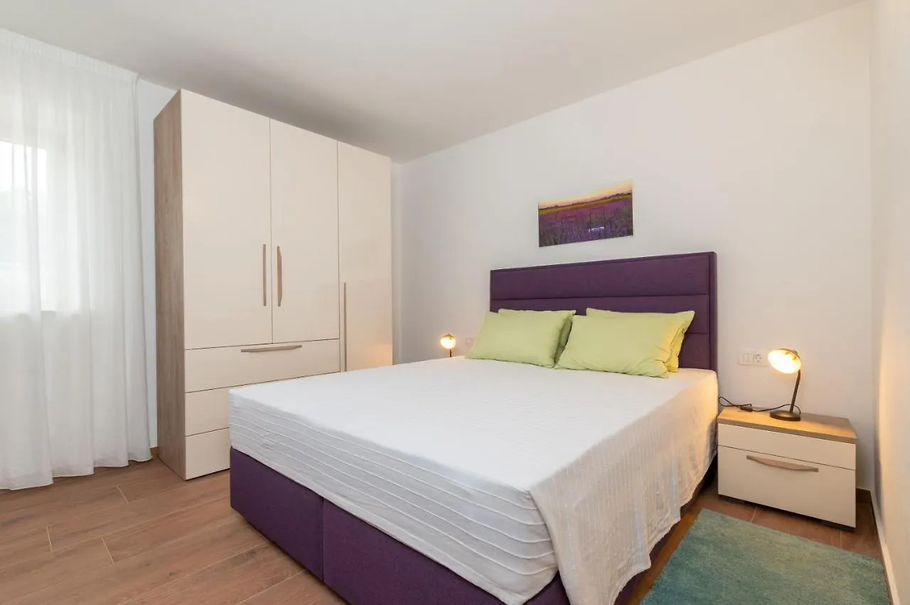 Villa Violetta Residence Labin  Croatia