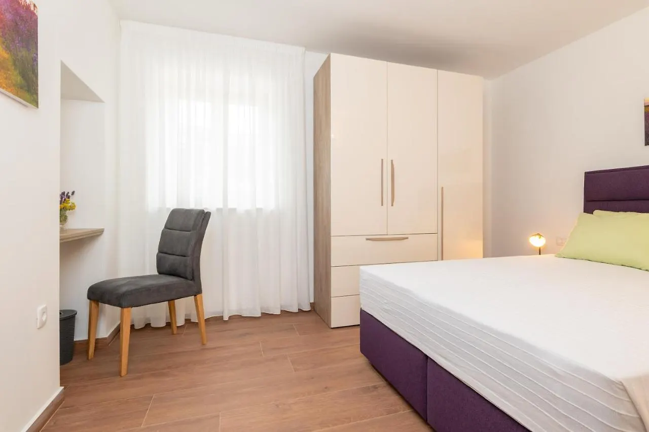 Villa Violetta Residence Labin  Croatia